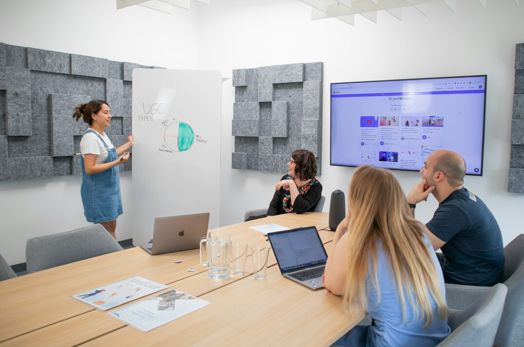 woman presenting in training